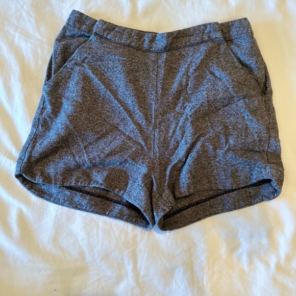 silence + noise grey high waist shorts - Picture 1 of 3